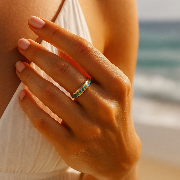 Larissa | Delikatne fale ze srebra próby 925