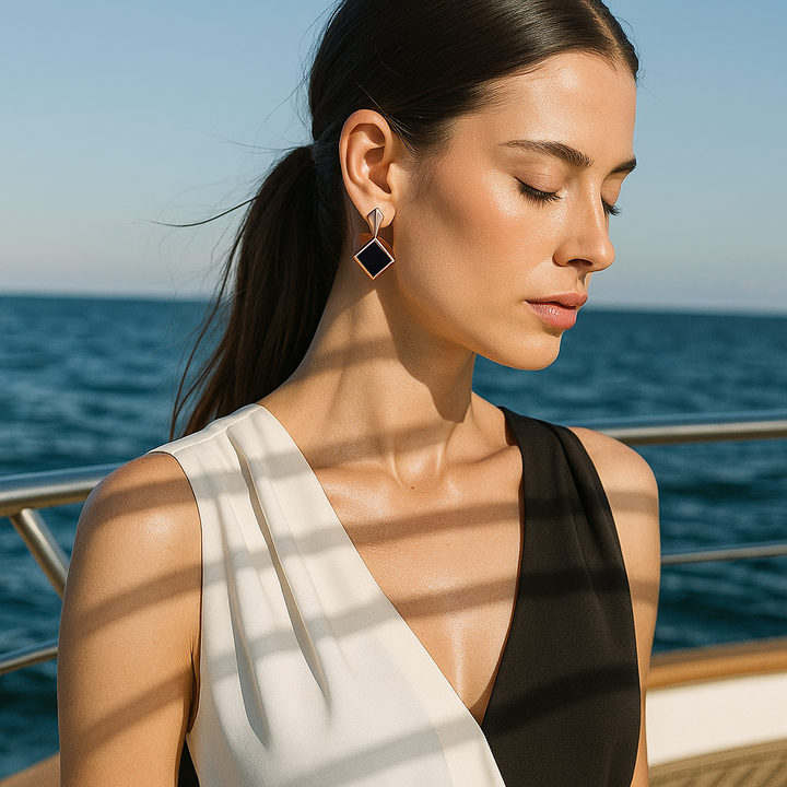 Keto | Kolczyki z kwadratowymi czarnymi kamieniami