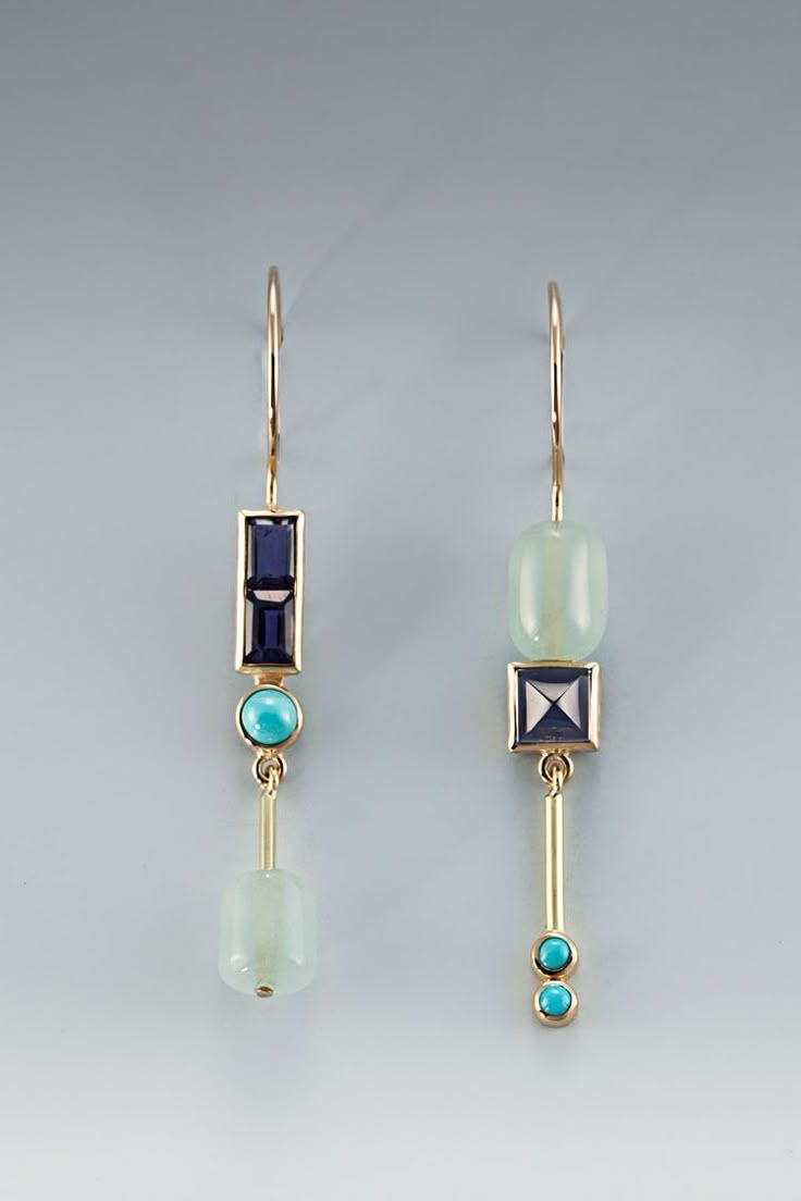 Cordula | Eleganckie, cienkie kolczyki w kształcie kropli