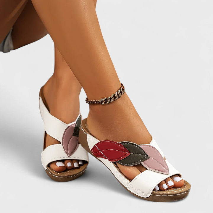 Solveig - Sandały slip-on